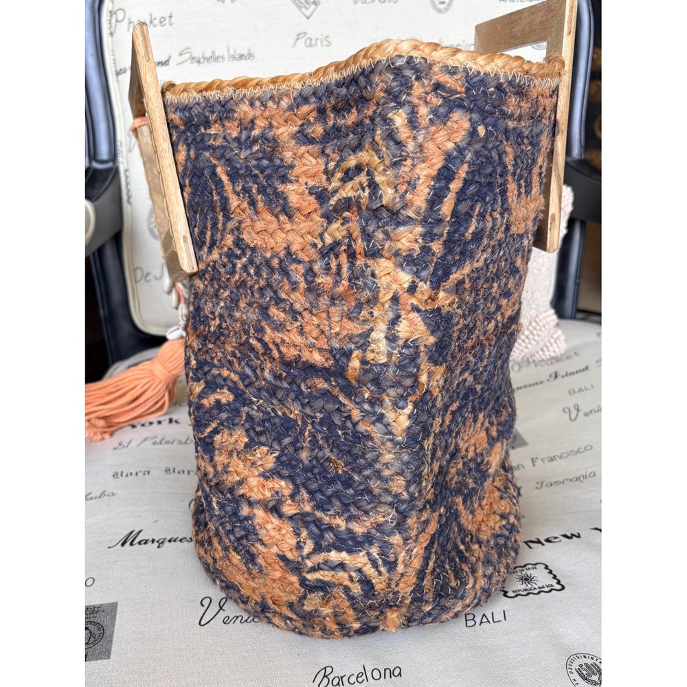 Woven Jute Floral Tote Bag Navy Tan Wood Handles Cowrie Shell Tassel India - Picture 10 of 13